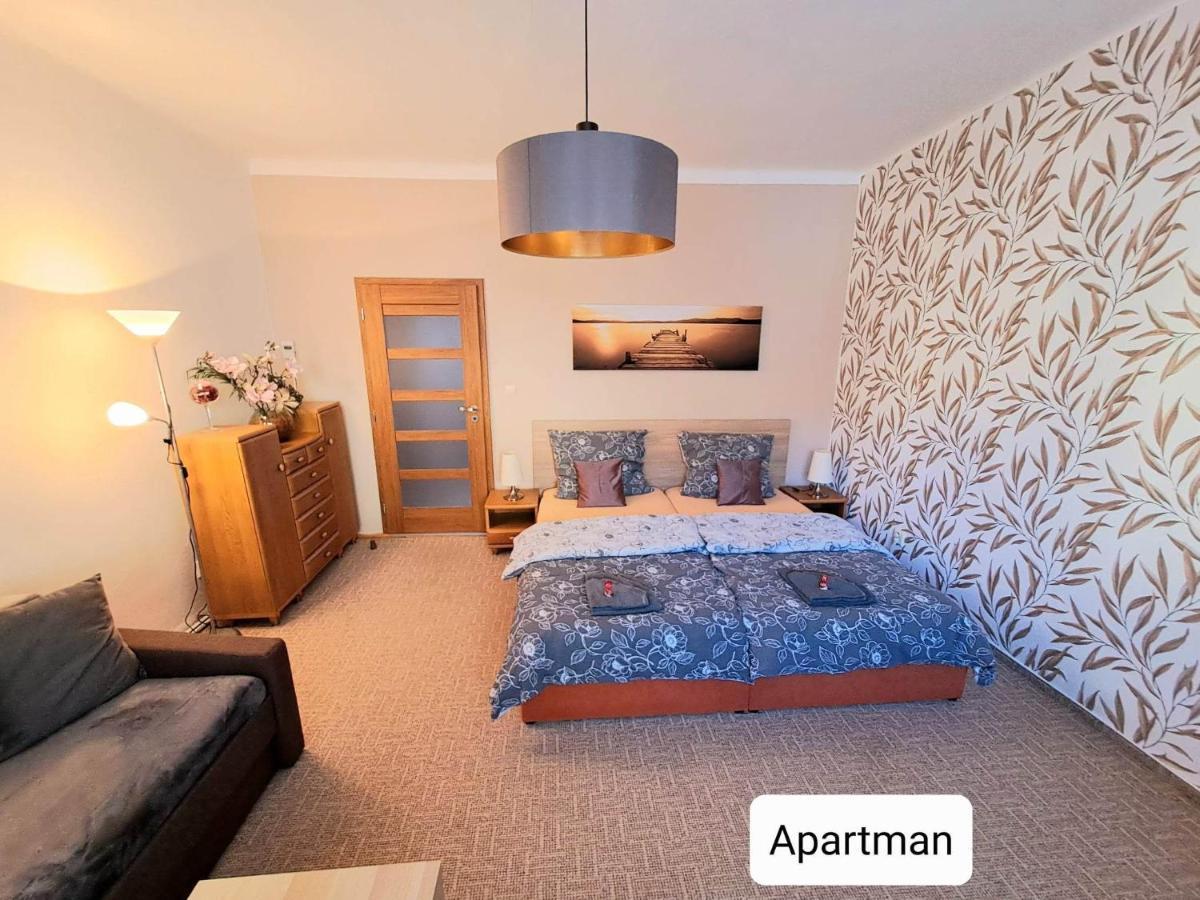 Appartamento Dum Tamara Luhačovice Esterno foto